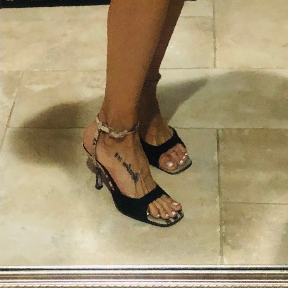 Donald Pliner heels - Picture 3 of 10